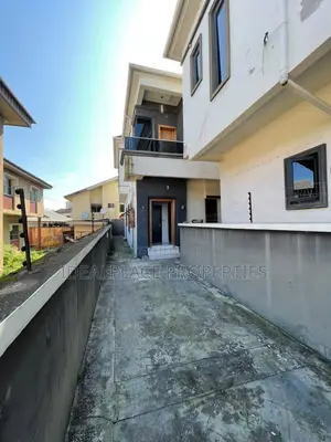 4bdrm Duplex in Ikota for rent
