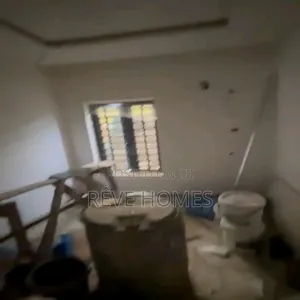 Mini Flat in Ilupeju Industrial Estate for rent