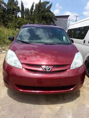 Toyota Sienna 2006 Red