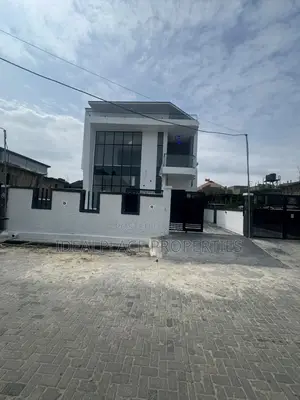 4bdrm Duplex in Sangotedo for sale