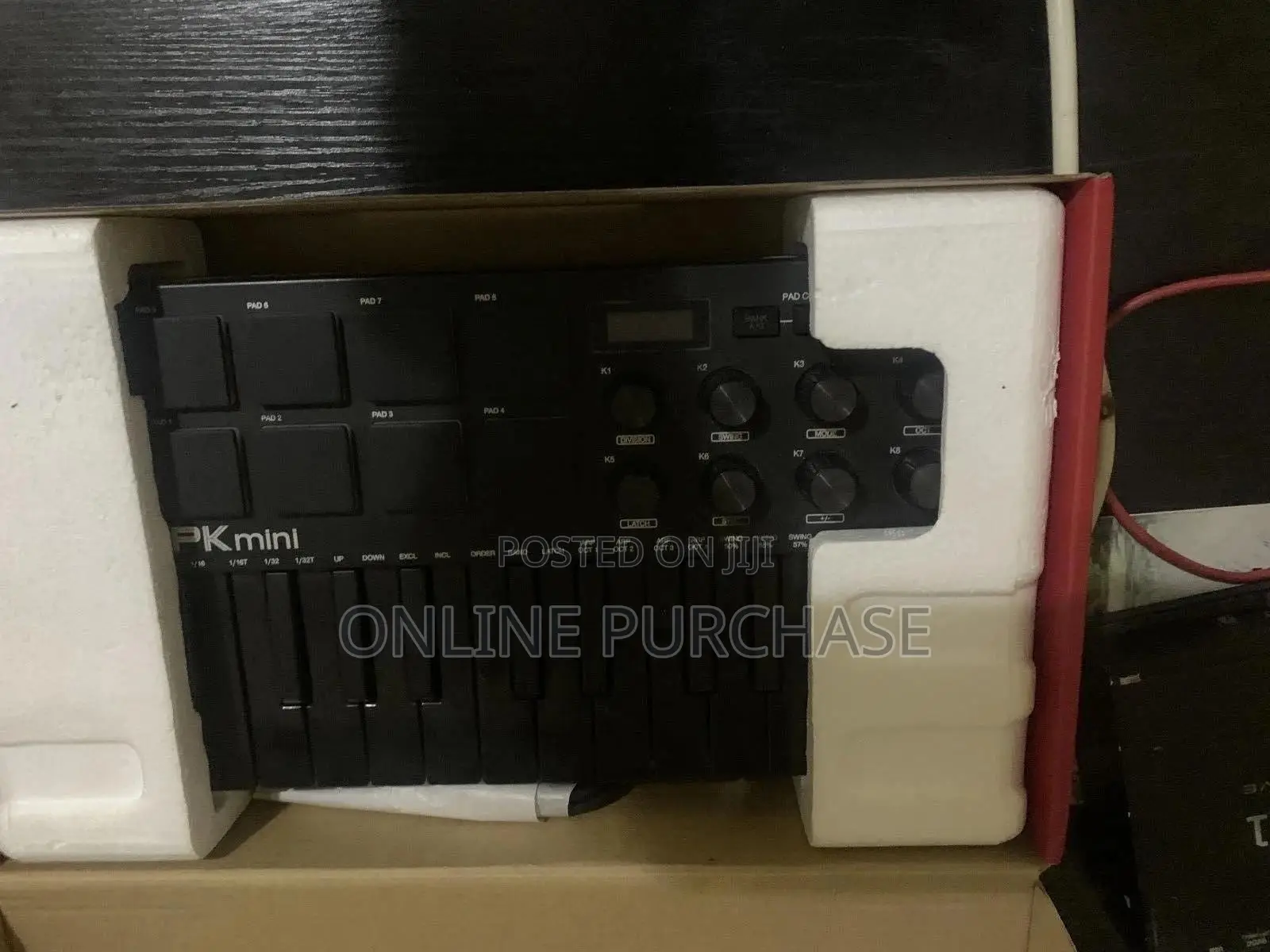 Akai Professional MPK Mini (Special Edition Black)