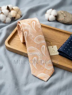 Classic Men's Gold Pattern Stylish Corporate Neck Tie