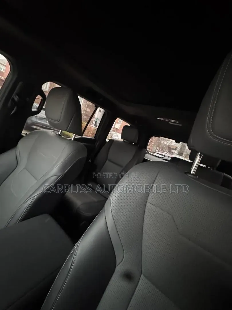 Lexus GX 2025 Blue