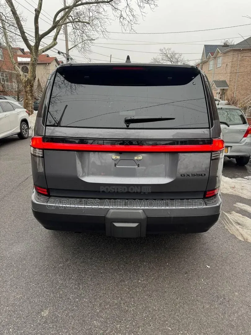 Lexus GX 2025 Blue