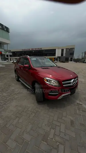 Mercedes-Benz GLE-Class GLE 350d 4MATIC 2016 Burgundy
