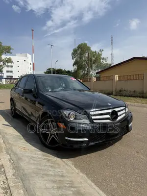 Mercedes-Benz C300 Sport 4Matic Sedan AWD (3.5L 6cyl 7A) 2014 Black