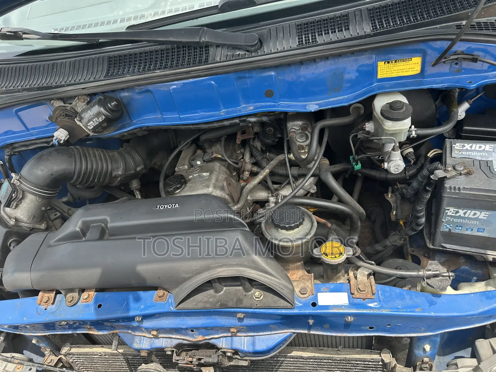 Toyota HiAce 2005 Blue