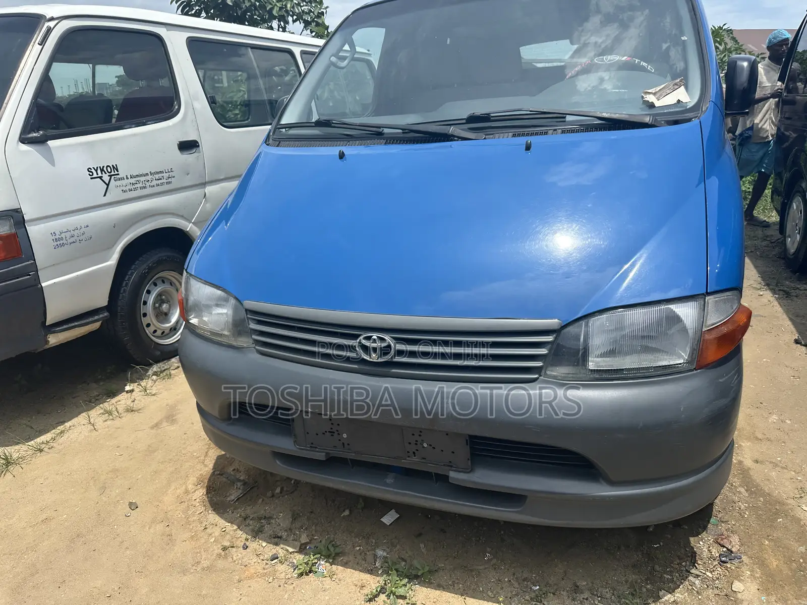 Toyota HiAce 2005 Blue