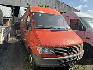 Mercedes-Benz Sprinter 2008 Red