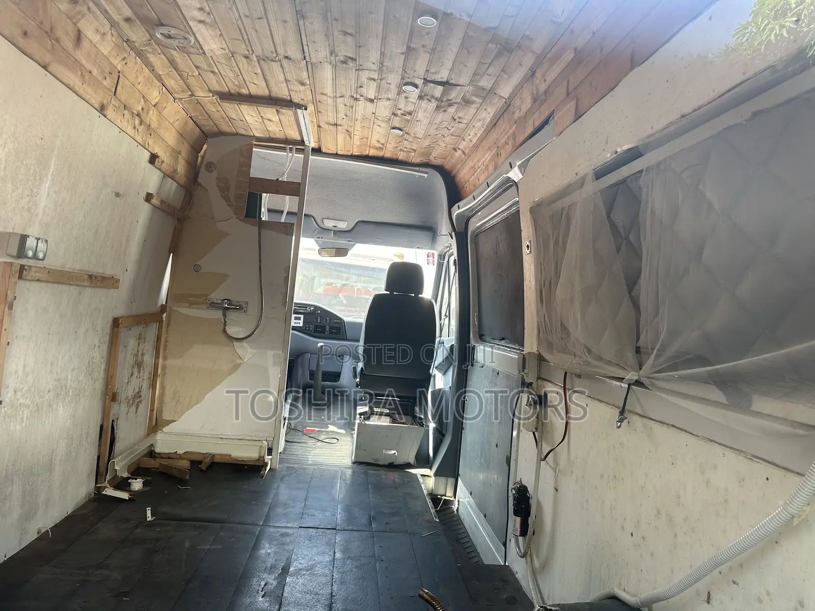 Mercedes-Benz Sprinter 2008 Red