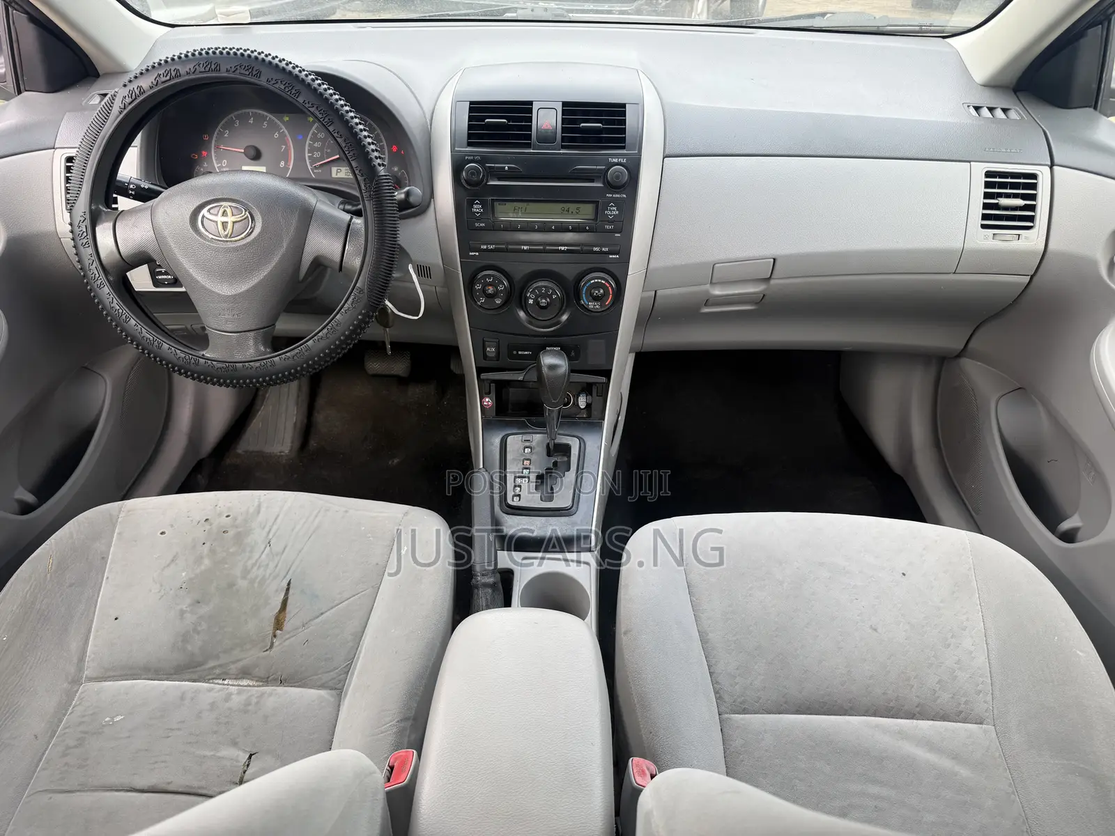 Toyota Corolla 2009 Gray