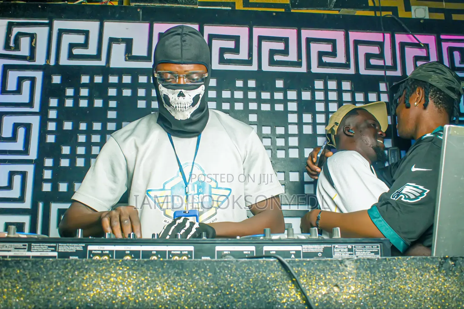 Dj Service Ent Mc Hypeman