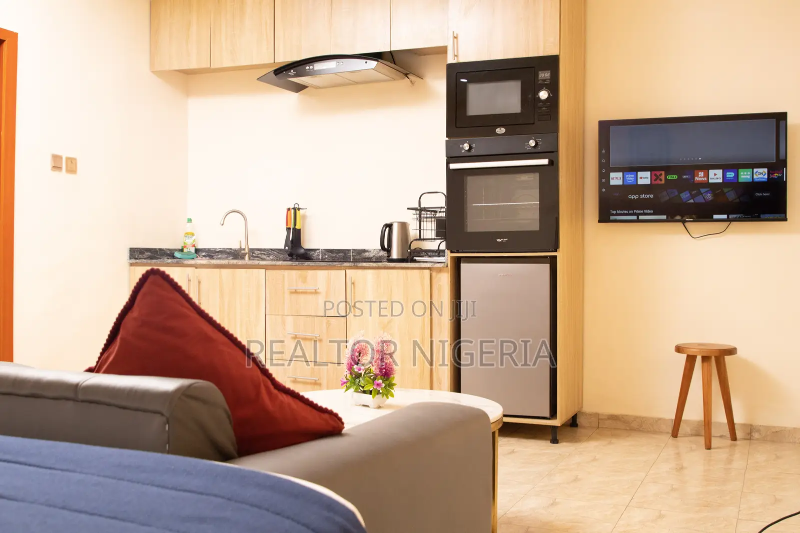 Standard Studio Apartment (Chyrosprassus)