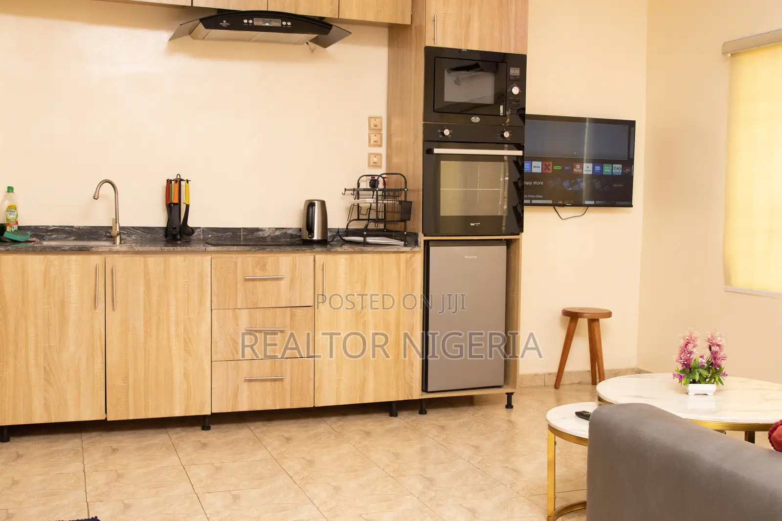 Standard Studio Apartment (Chyrosprassus)