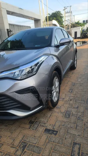 Toyota C-HR 2021 Silver
