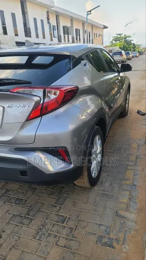 Toyota C-HR 2021 Silver