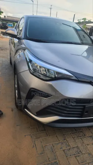 Toyota C-HR 2021 Silver