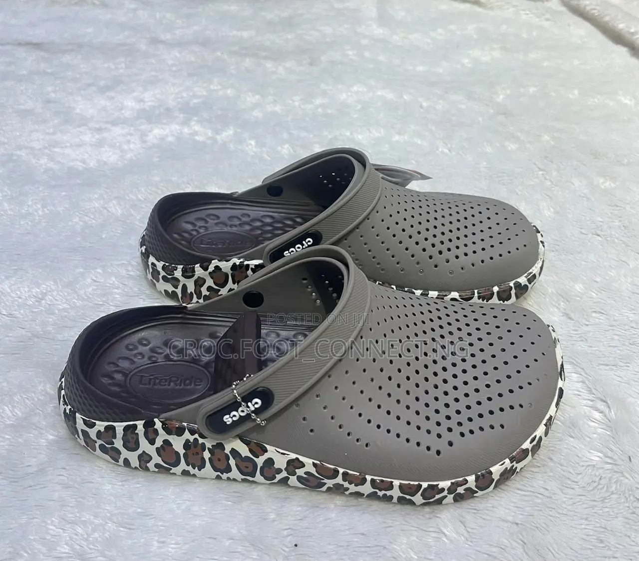 Literide Clogs