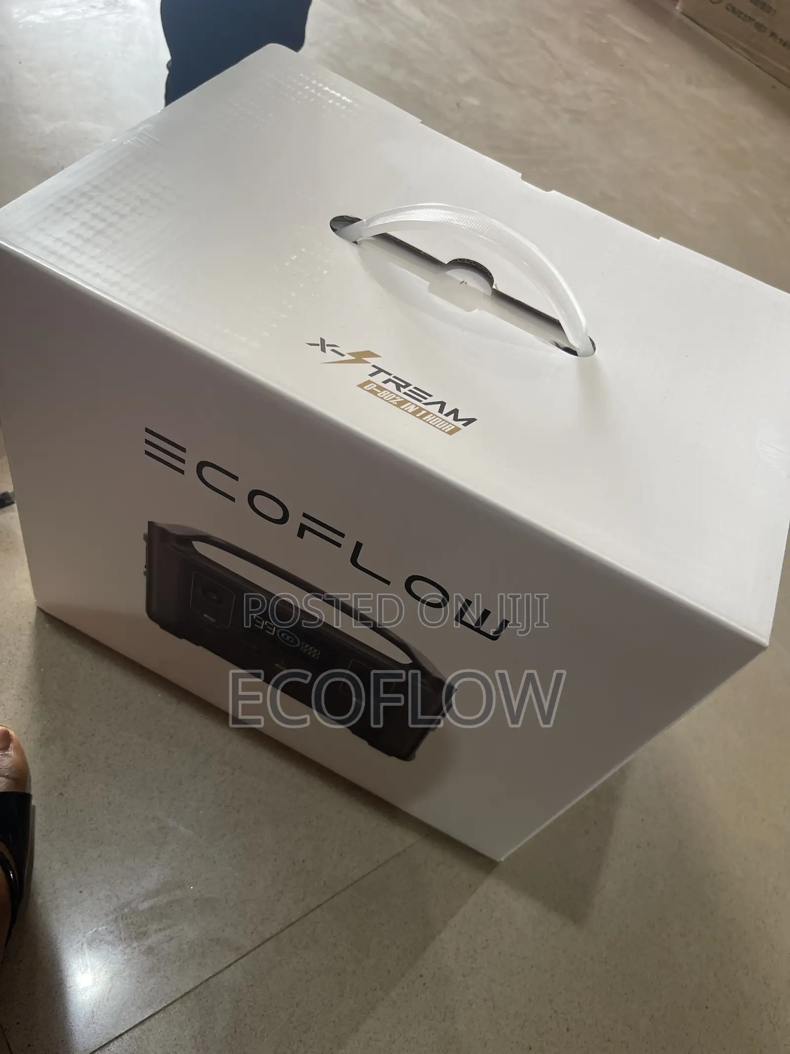 ECOFLOW Solar Generators River 600/288wh Can Power Basic Items