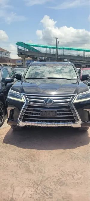 Lexus LX 570 AWD 2017 Black