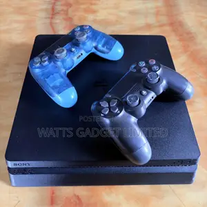 Sony Ps4 Slim, 500gb, 2 Pads, 2 Games