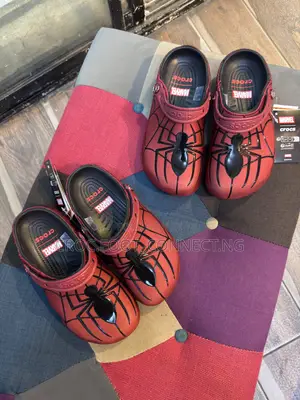 Crocs X Spider-Man Crocs X Batman Marvel Clogs