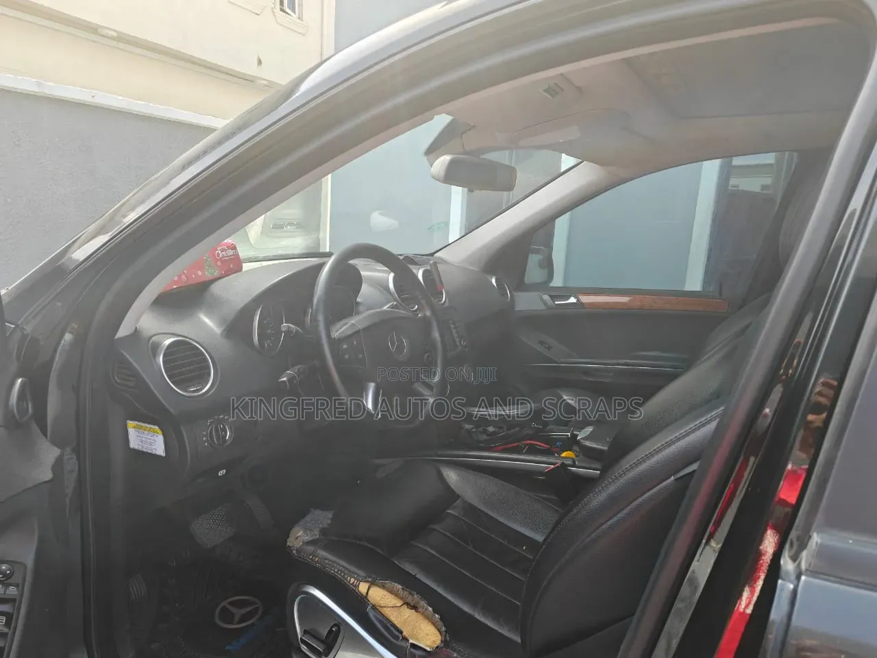 Mercedes-Benz M Class 2009 Black
