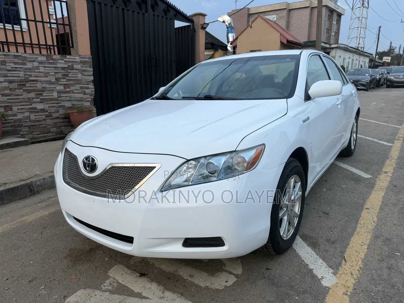 Toyota Camry Hybrid 2009 White