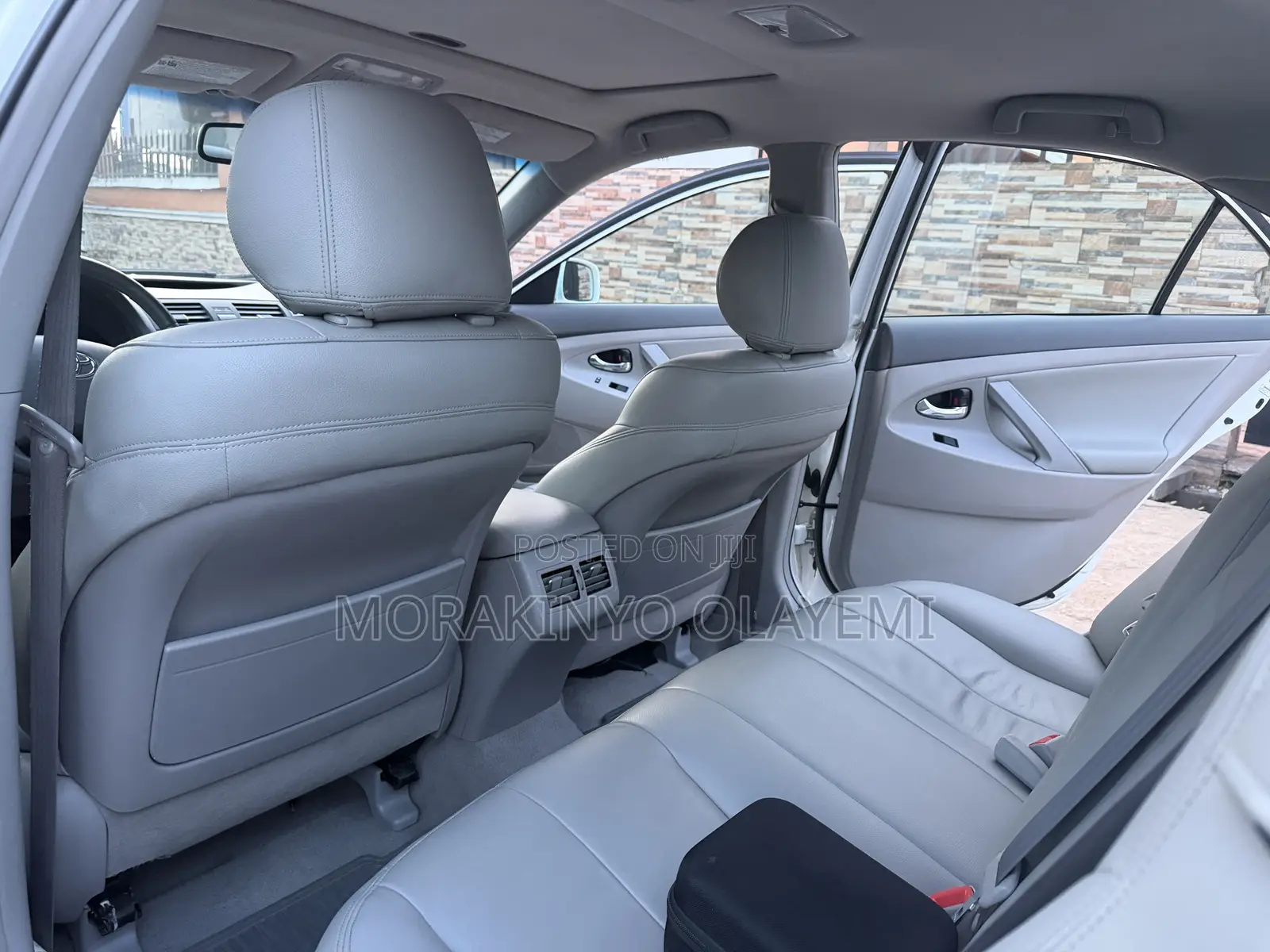 Toyota Camry Hybrid 2009 White