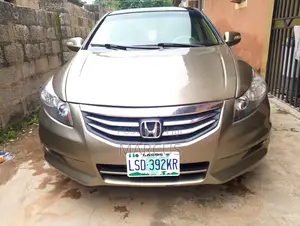 Honda Accord 2.4 Executive 2008 Gold