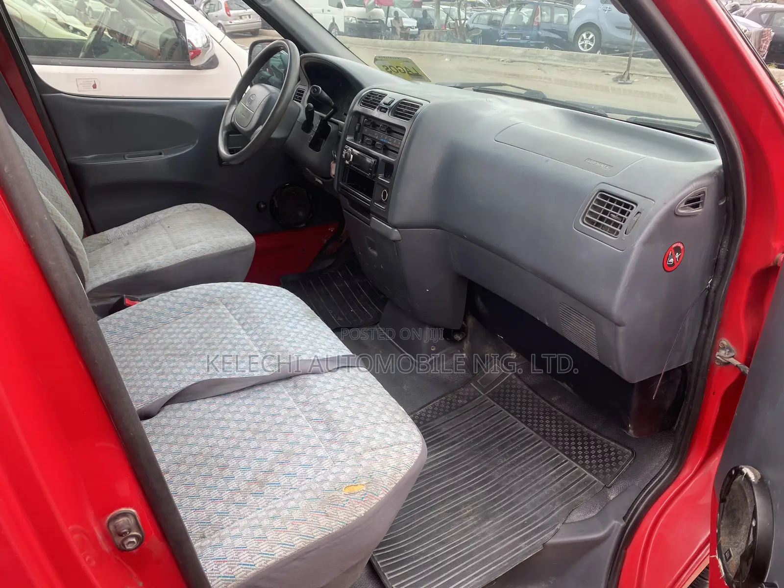 Toyota HiAce 2007 Red