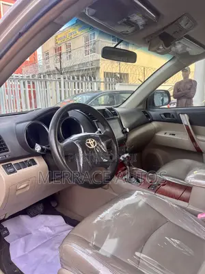 Toyota Highlander 2008 Gold