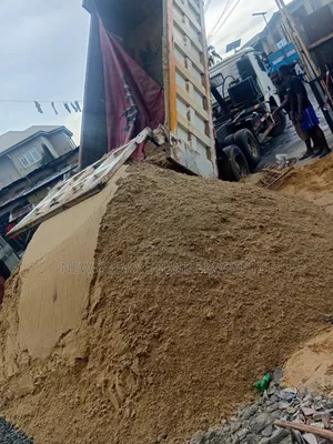 30tons of Sharp Sand and Plaster Sand