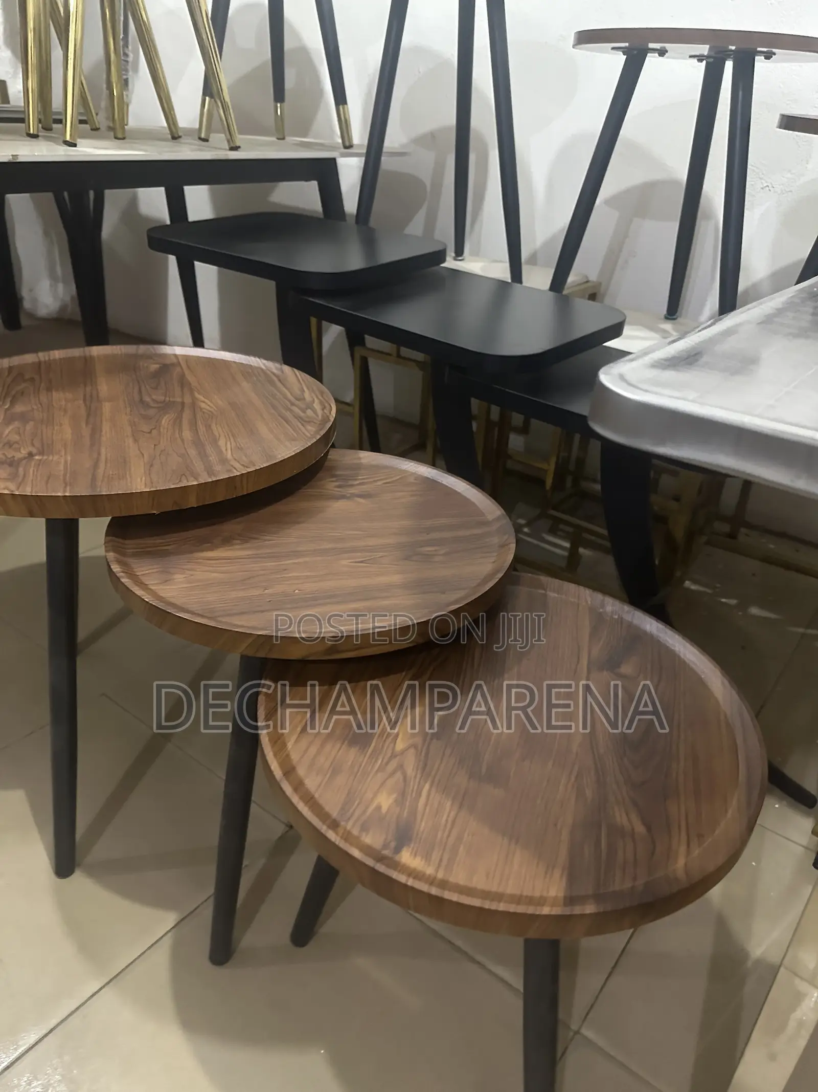 Simple, Stylish Functional Sidetable