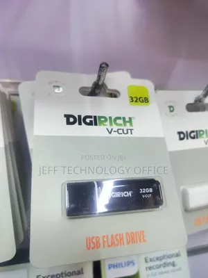 Digirich v-Cut 32GB USB Flash Drive