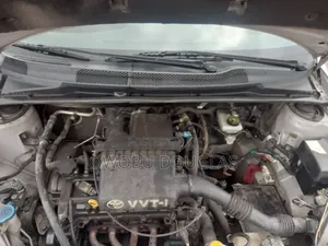 Toyota Yaris 1.4 D-4D C 2004 Silver