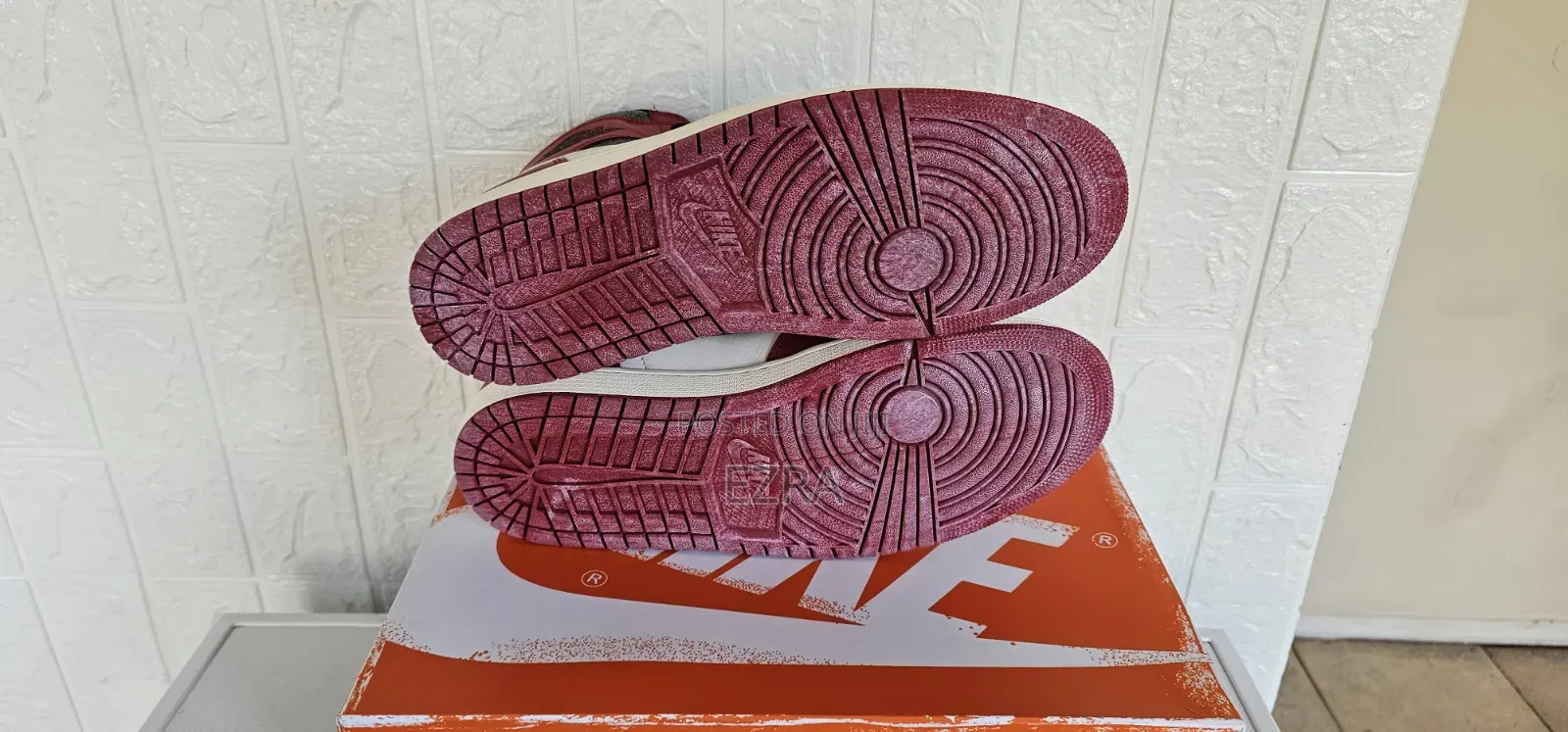 Air Jordan 1 Retro High OG Lost Found