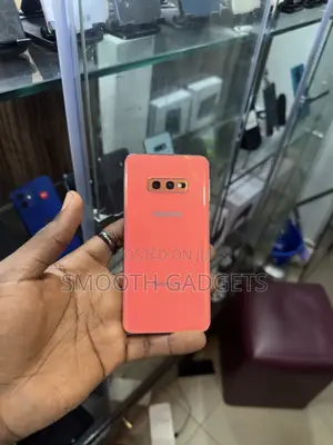 Samsung Galaxy S10e 128 GB Orange