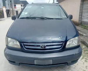 Toyota Sienna 2002 Blue