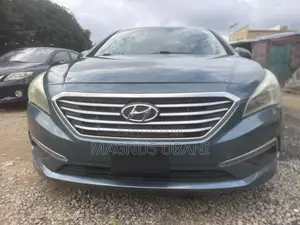 Hyundai Sonata Limited 4dr Sedan (2.4L 4cyl 6A) 2015 Gray