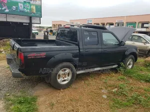 Nissan Frontier 2024 Black