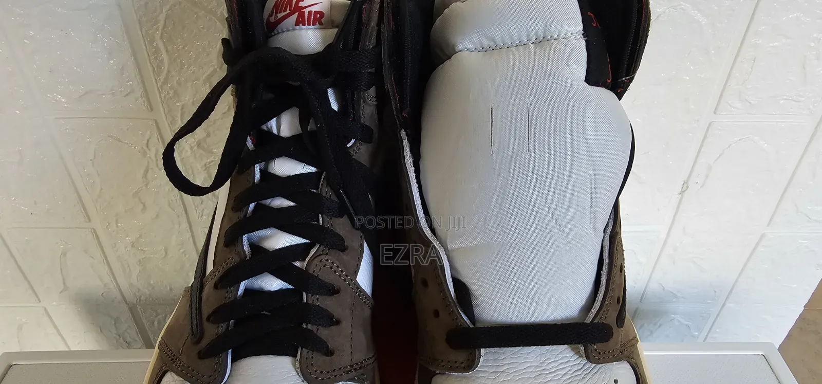 Jordan 1 High Travis Scott 2.0 OG.