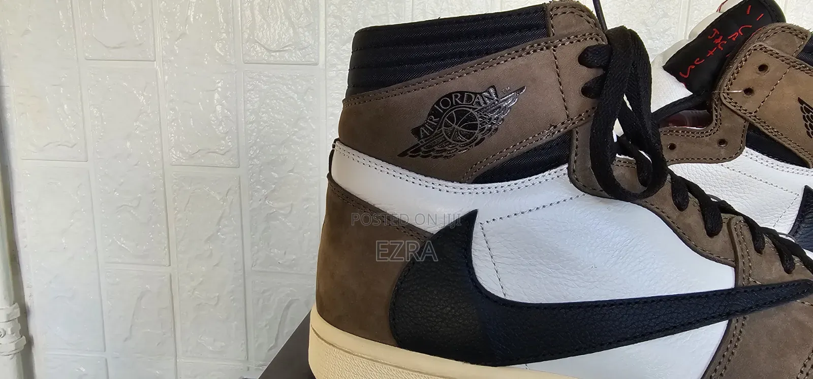 Jordan 1 High Travis Scott 2.0 OG.