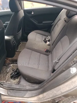 Kia Sorento 2010 Beige