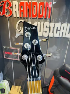 Deviser Active Bass Guitar