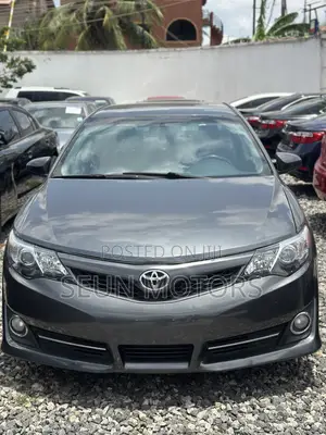 Toyota Camry 2014 Gray