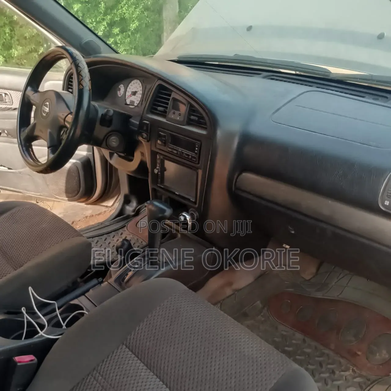 Nissan Pathfinder 2004 Gray