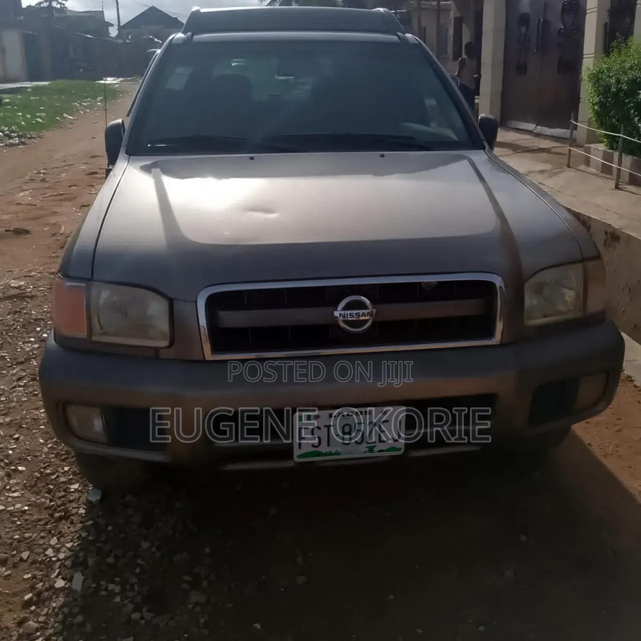 Nissan Pathfinder 2004 Gray