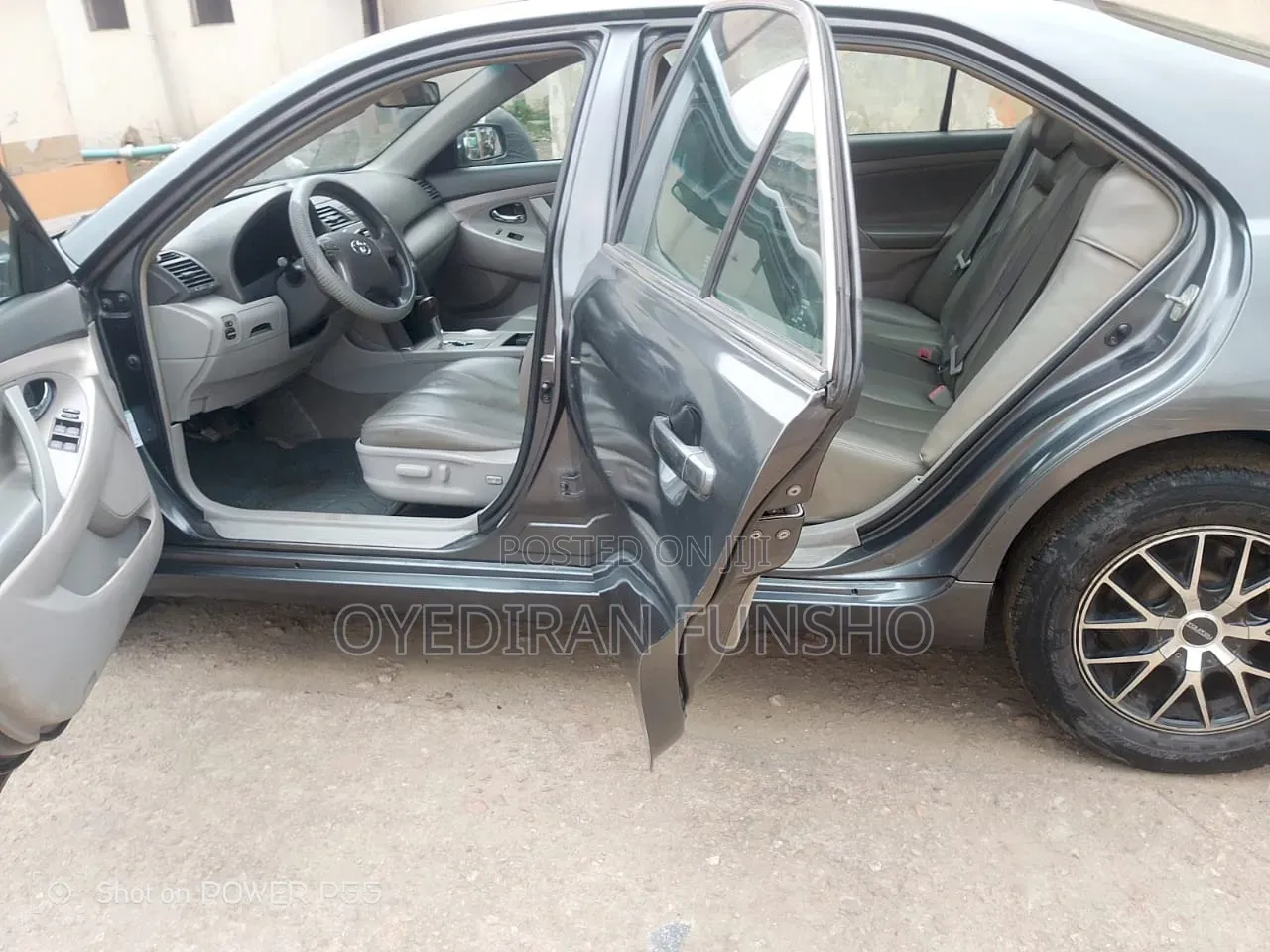 Toyota Camry 2009 Gray