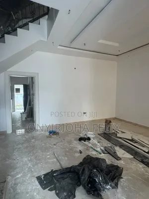 2bdrm Townhouse / Terrace in Katampe Main for rent